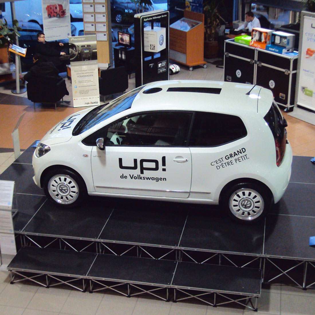 Intellistage System sample car stage